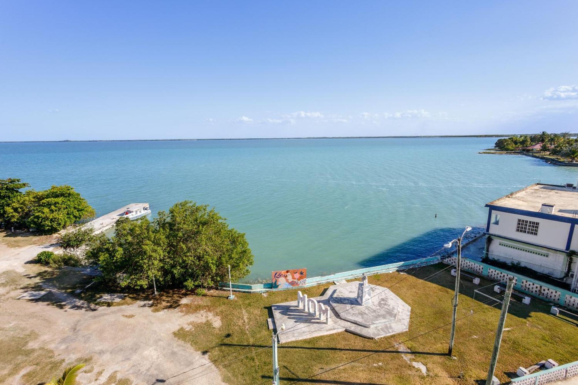 Mirador Hotel Corozal Luaran gambar