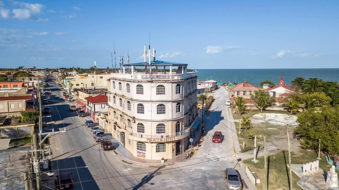Mirador Hotel Corozal Luaran gambar