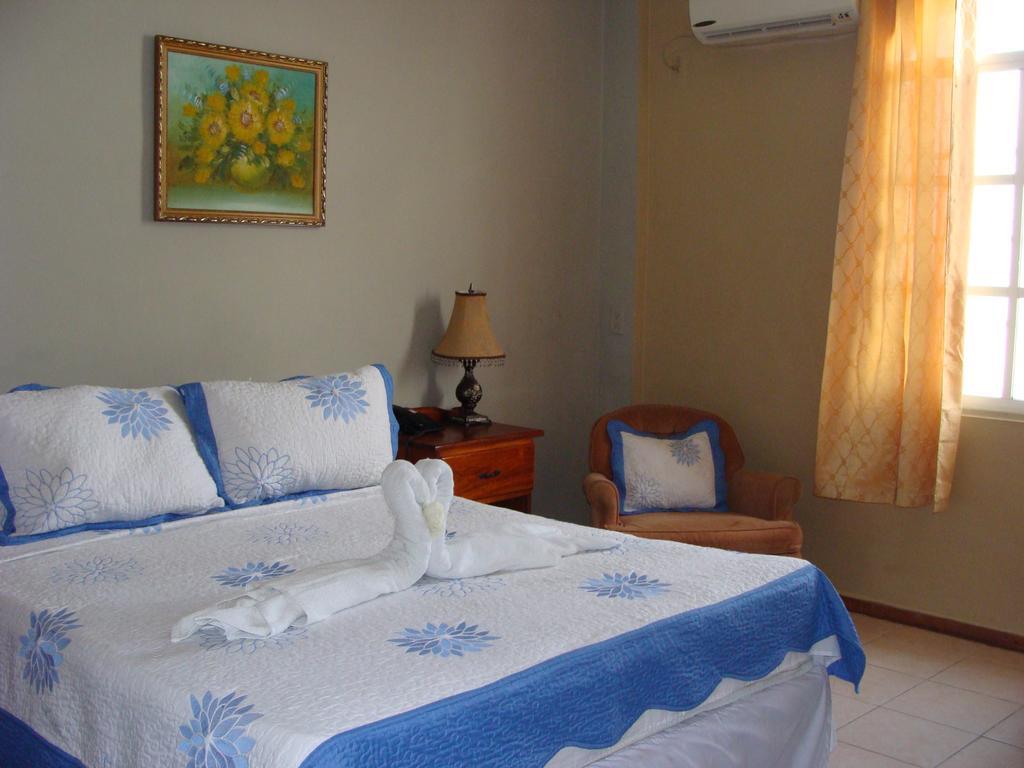 Mirador Hotel Corozal Luaran gambar